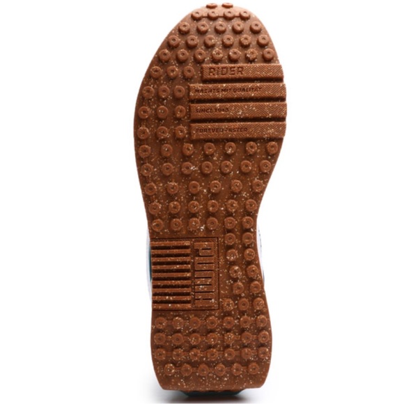 City Rider Hc Sneakers
by Puma
(New,without original box) - Picture 5 of 12